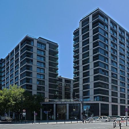 Mennica Residence Luxury Location Варшава Екстериор снимка