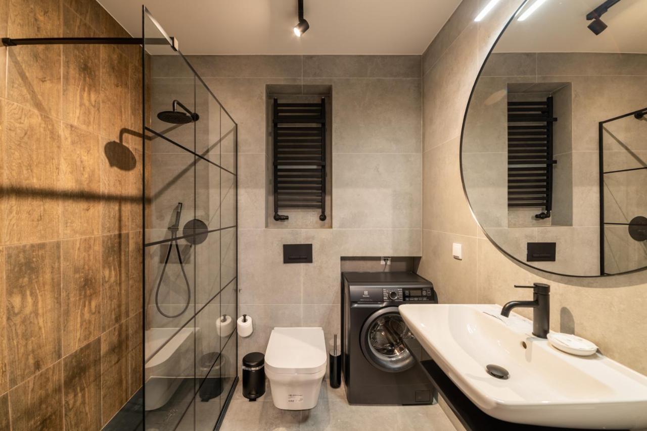 Mennica Residence Luxury Location Варшава Екстериор снимка