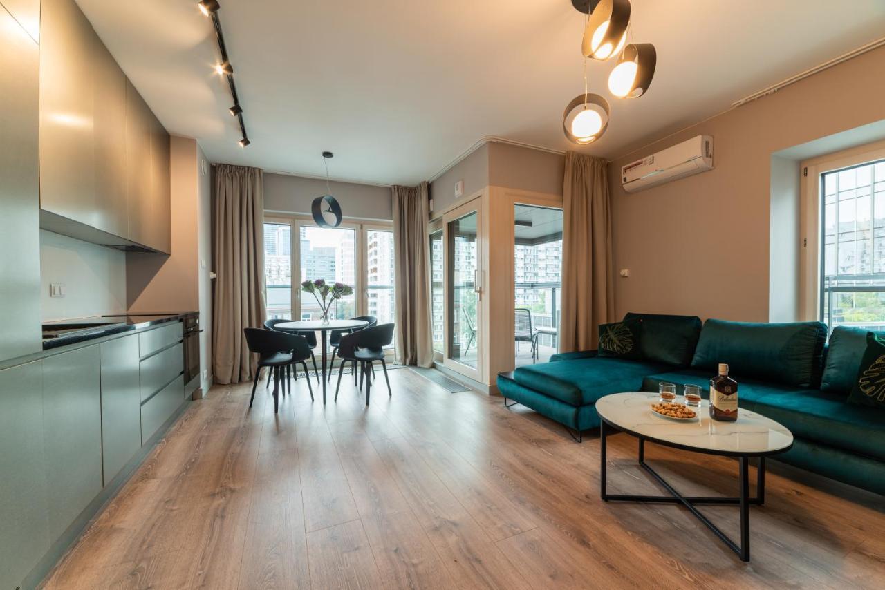 Mennica Residence Luxury Location Варшава Екстериор снимка