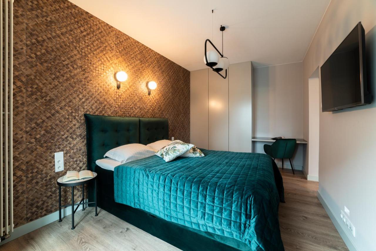 Mennica Residence Luxury Location Варшава Екстериор снимка