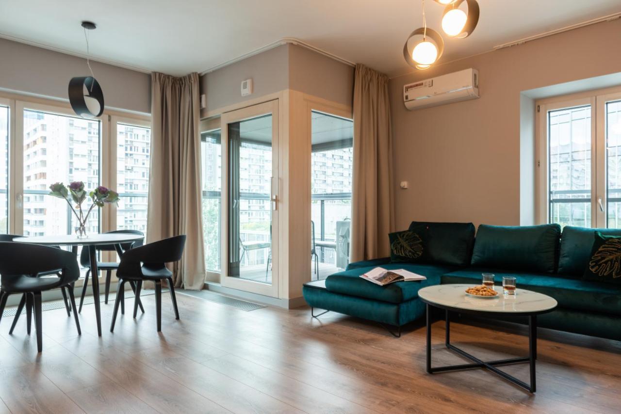 Mennica Residence Luxury Location Варшава Екстериор снимка