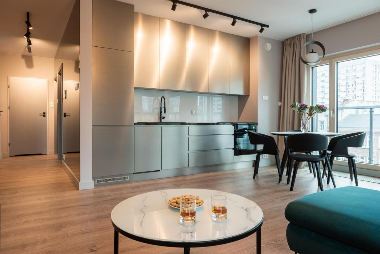 Mennica Residence Luxury Location Варшава Екстериор снимка