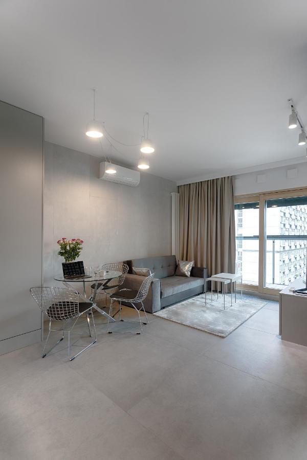 Mennica Residence Luxury Location Варшава Екстериор снимка