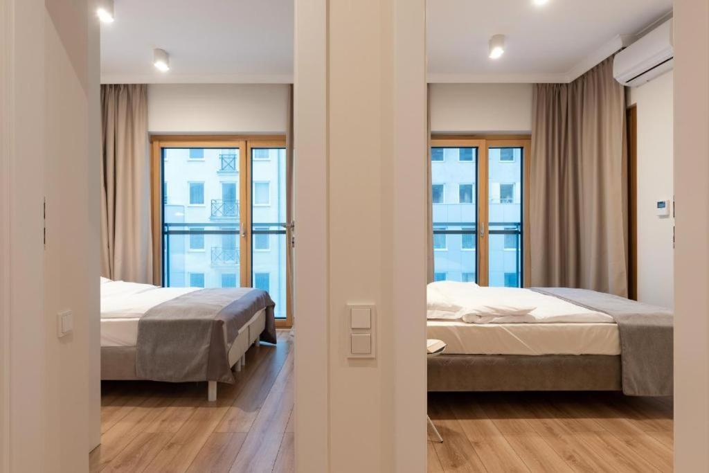 Mennica Residence Luxury Location Варшава Екстериор снимка